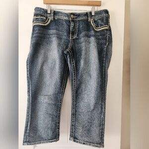 Maurices Denim Capris - Size 16